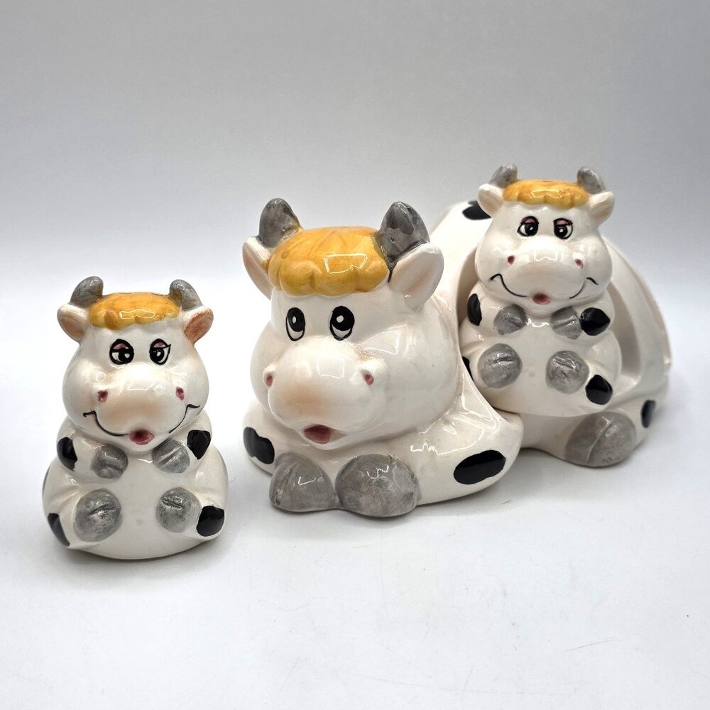 VTG Blonde Cartoon Cow and Babies Salt n Pepper Shakers Napkin Holder Set Taiwan